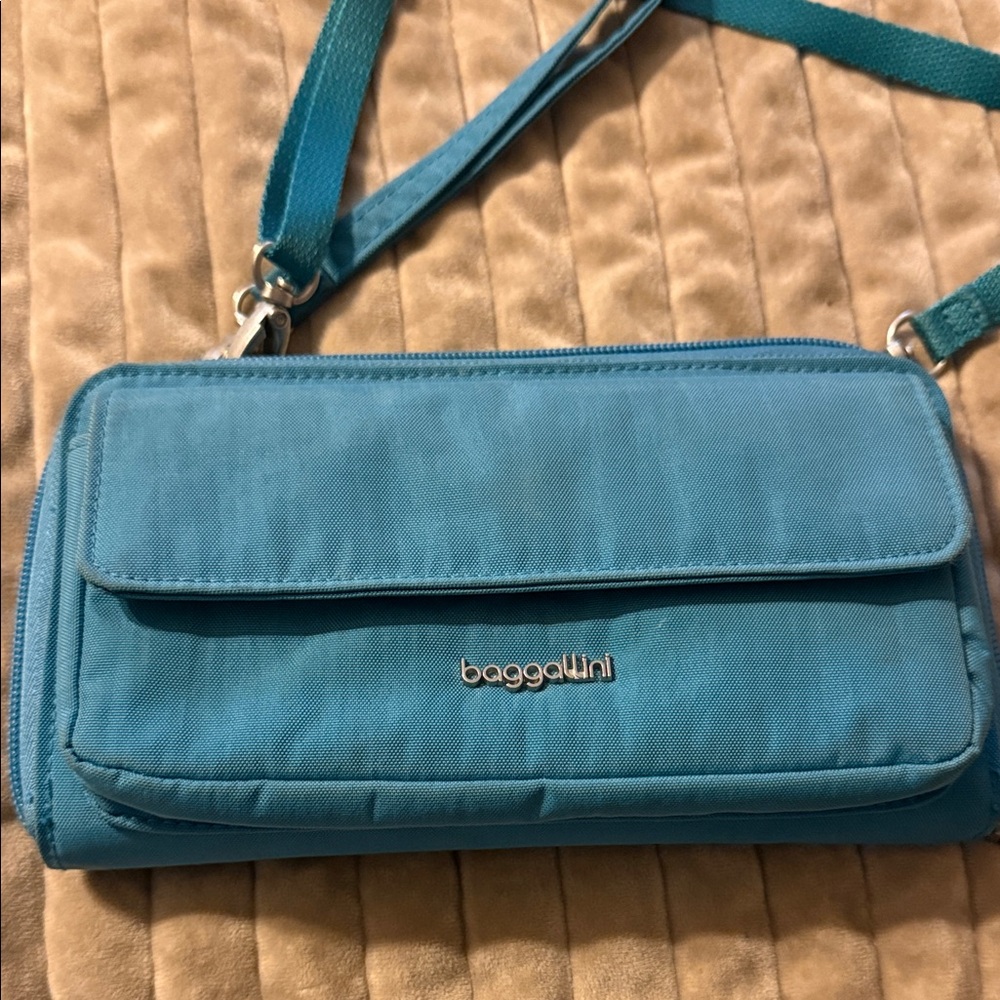 Baggallini Teal Crossbody Bag